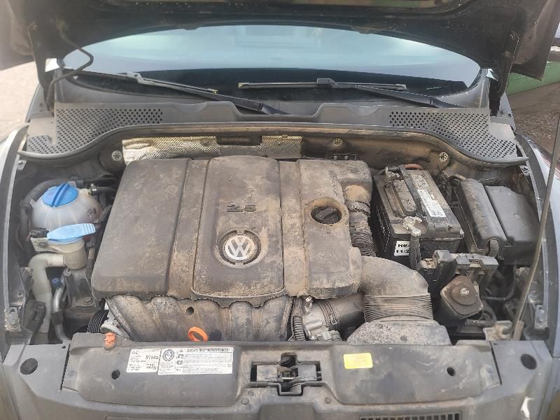 2012 Volkswagen Beetle Image 23