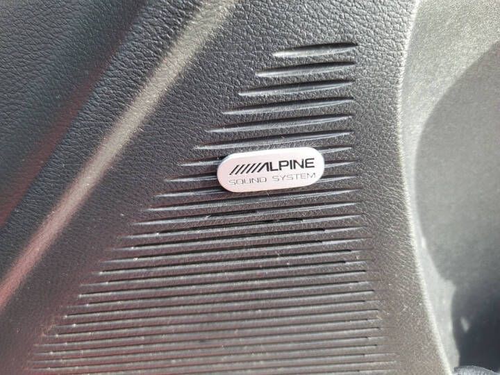 2015 Dodge Challenger Image 18