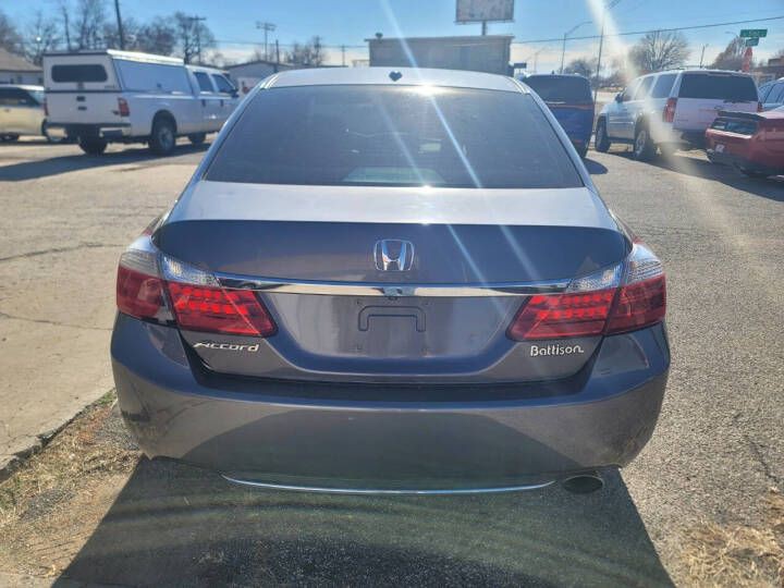 2015 Honda Accord Image 5