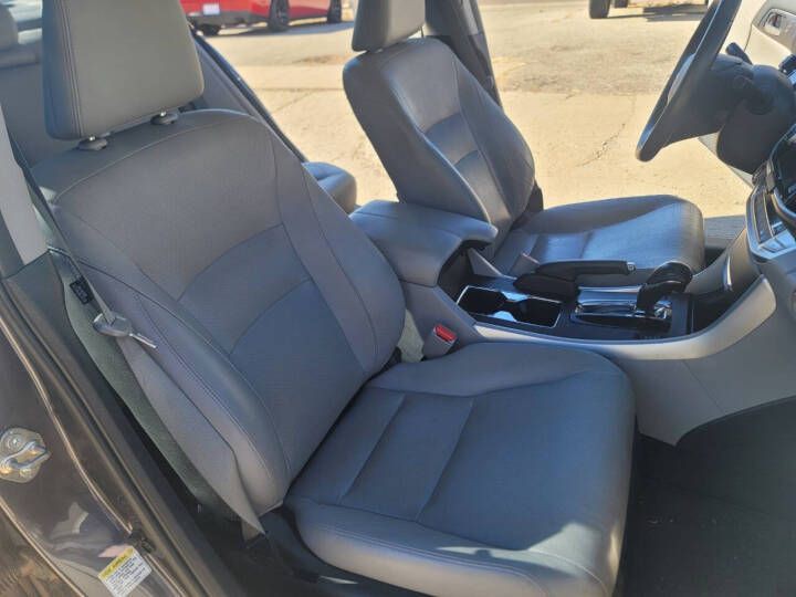 2015 Honda Accord Image 11