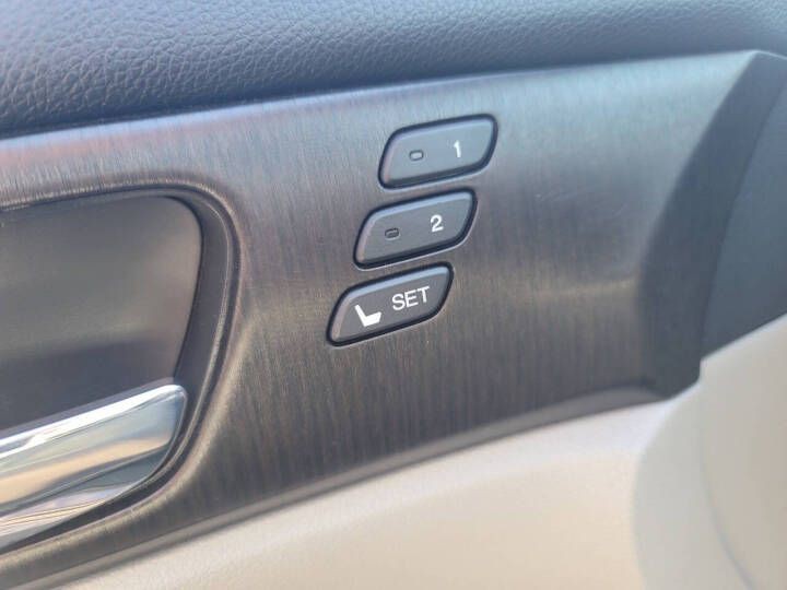 2015 Honda Accord Image 22