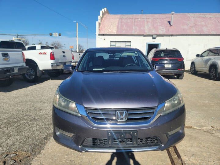 2015 Honda Accord Image 2