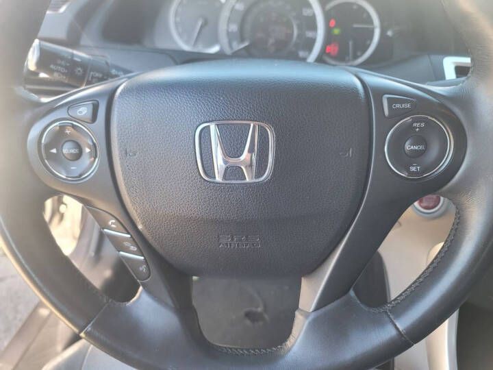2015 Honda Accord Image 10