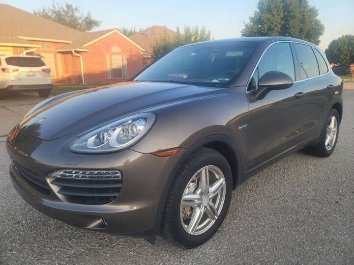 2014 Porsche Cayenne Image 3