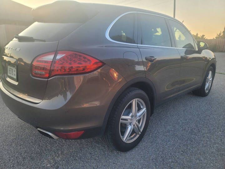 2014 Porsche Cayenne Image 6