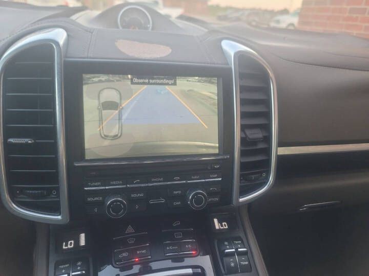 2014 Porsche Cayenne Image 12