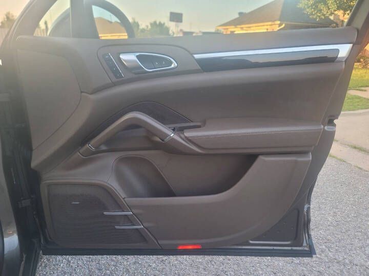 2014 Porsche Cayenne Image 22