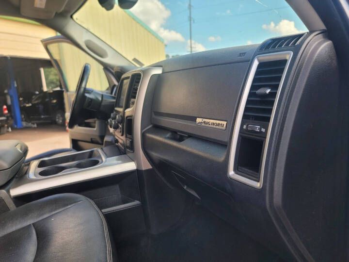 2016 RAM 1500 Image 12