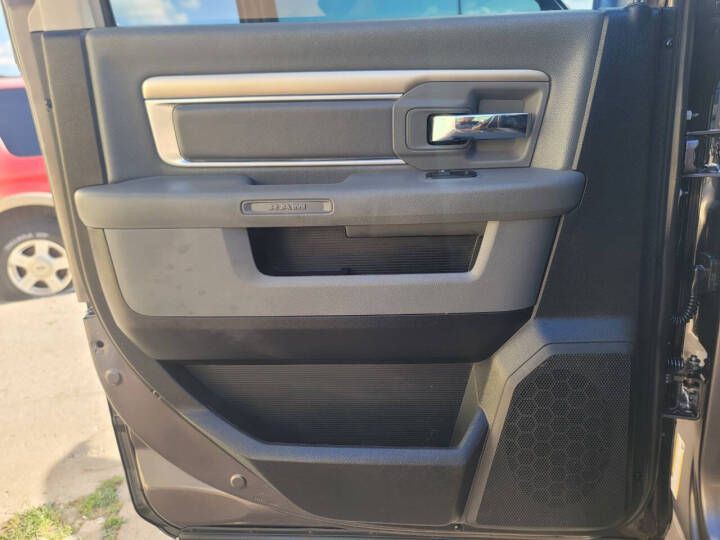 2016 RAM 1500 Image 21