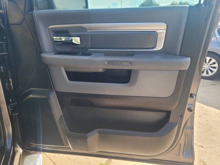 2016 RAM 1500 Image 22