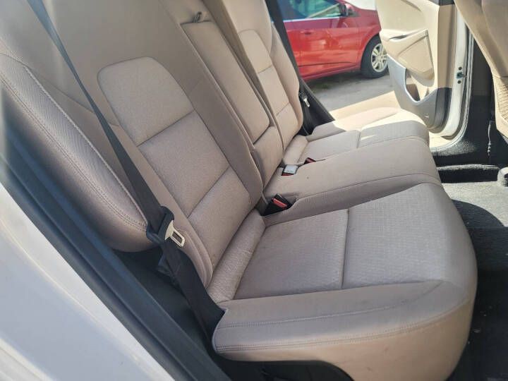 2016 Hyundai Tucson Image 13
