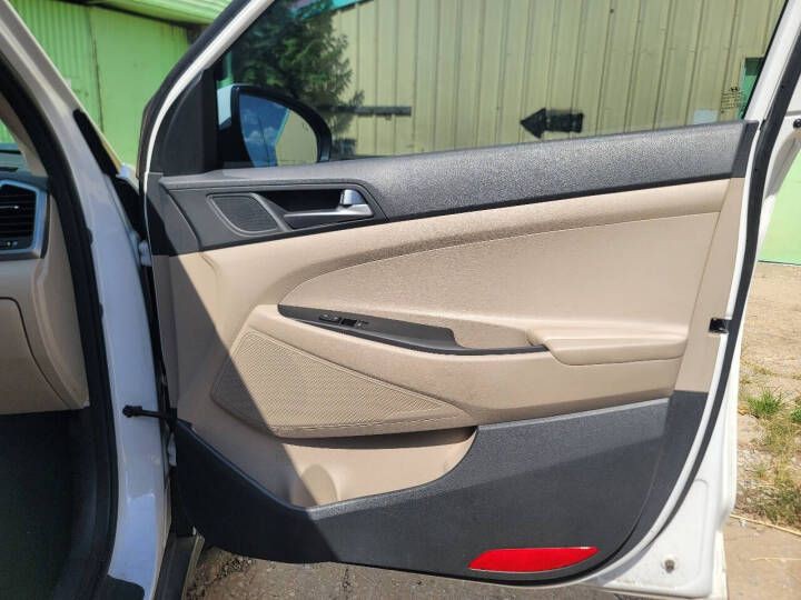 2016 Hyundai Tucson Image 22