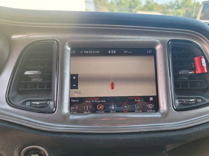 2018 Dodge Challenger Image 10