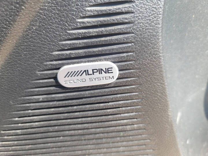 2018 Dodge Challenger Image 17