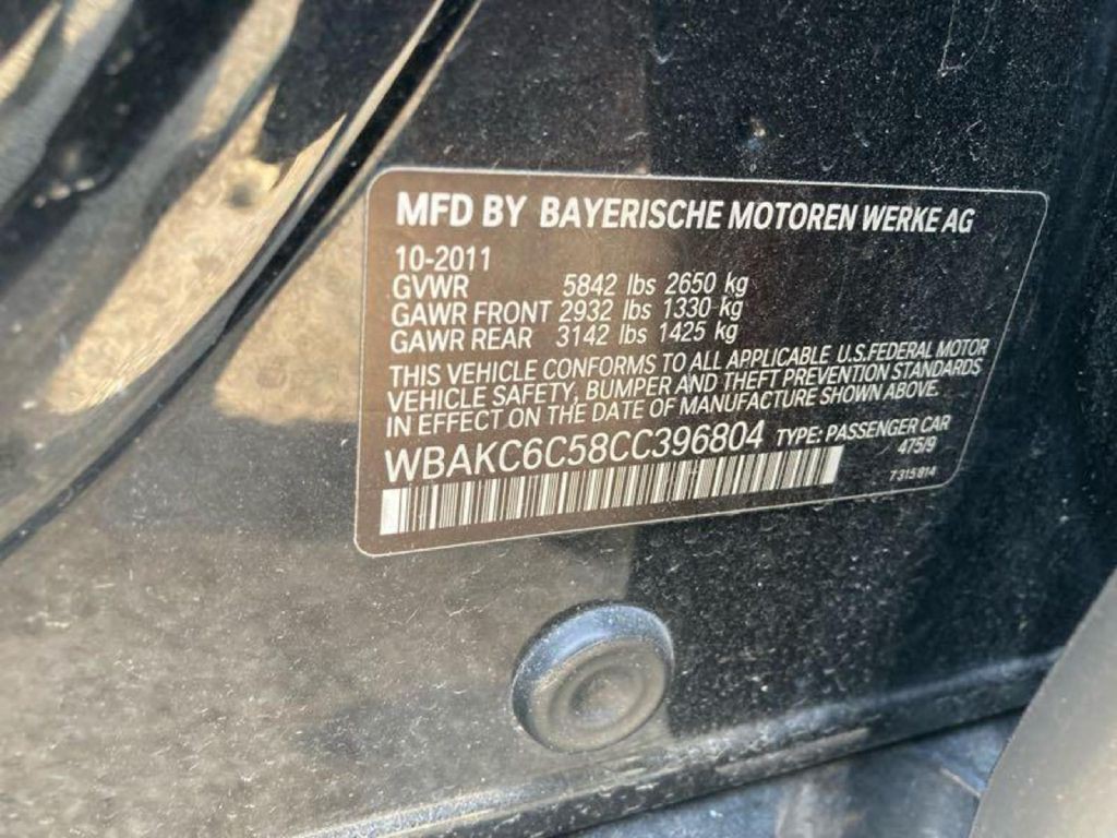 2012 BMW 7 Series Image 8