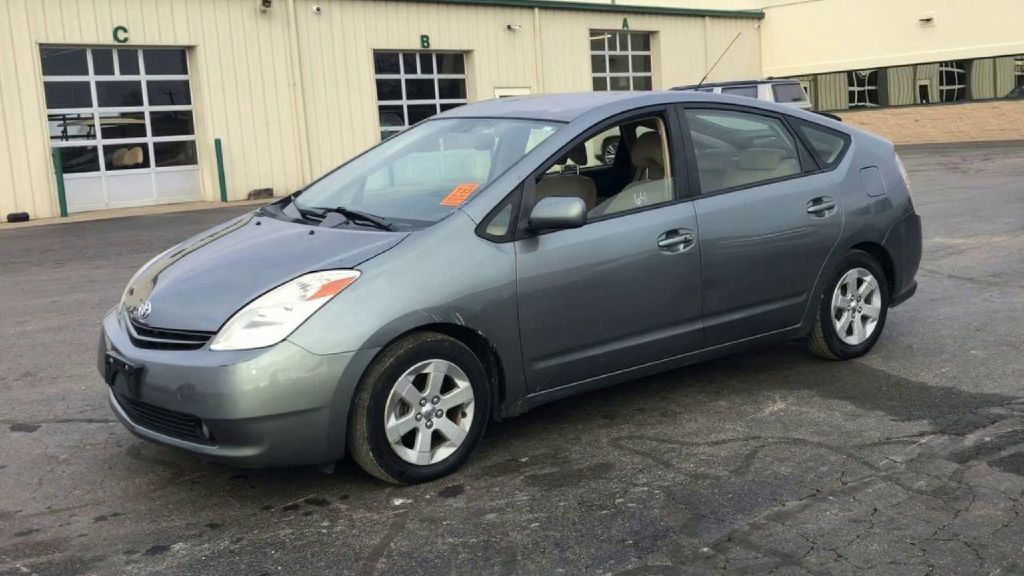 2004 Toyota Prius Image 4