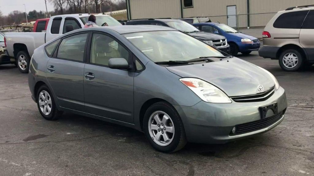 2004 Toyota Prius Image 5
