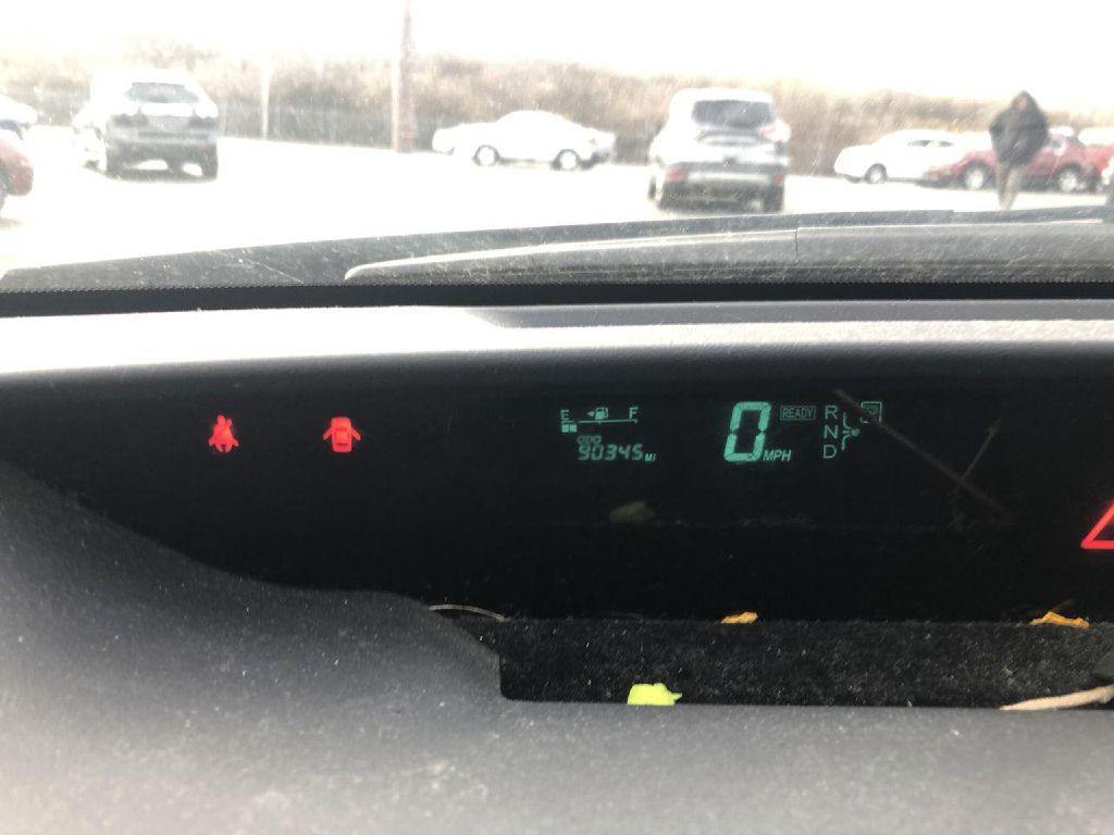 2004 Toyota Prius Image 6
