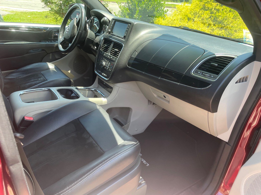2014 Dodge Grand Caravan Image 11