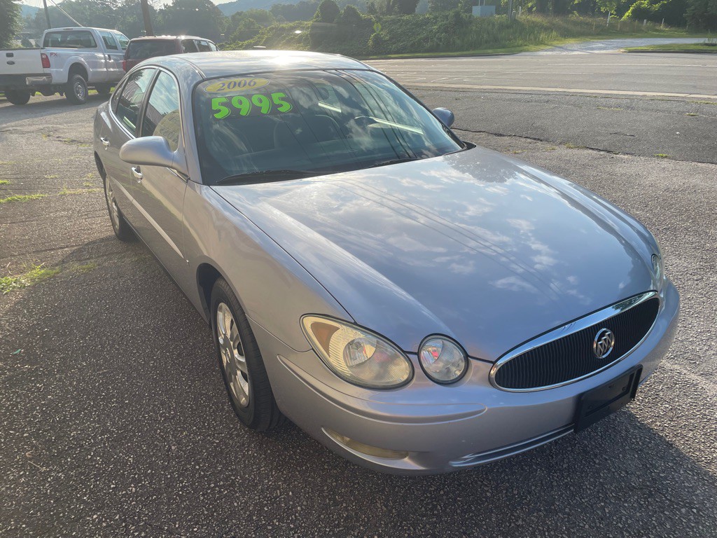 2006 Buick Lacrosse Image 1
