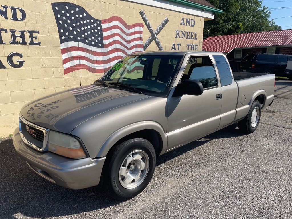 2002 GMC Sonoma Image 1