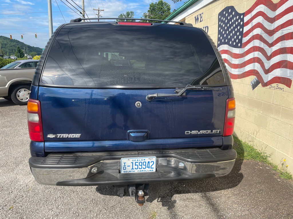 2002 Chevrolet Tahoe Image 7
