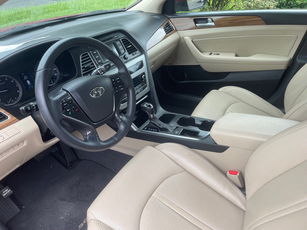 2015 Hyundai Sonata Image 6