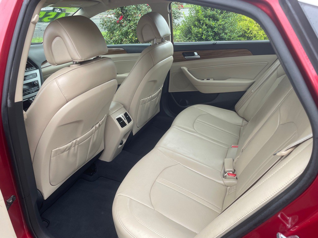 2015 Hyundai Sonata Image 9