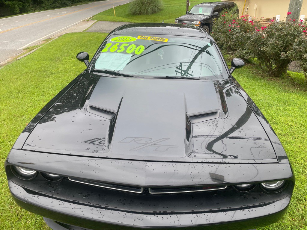 2015 Dodge Challenger Image 3