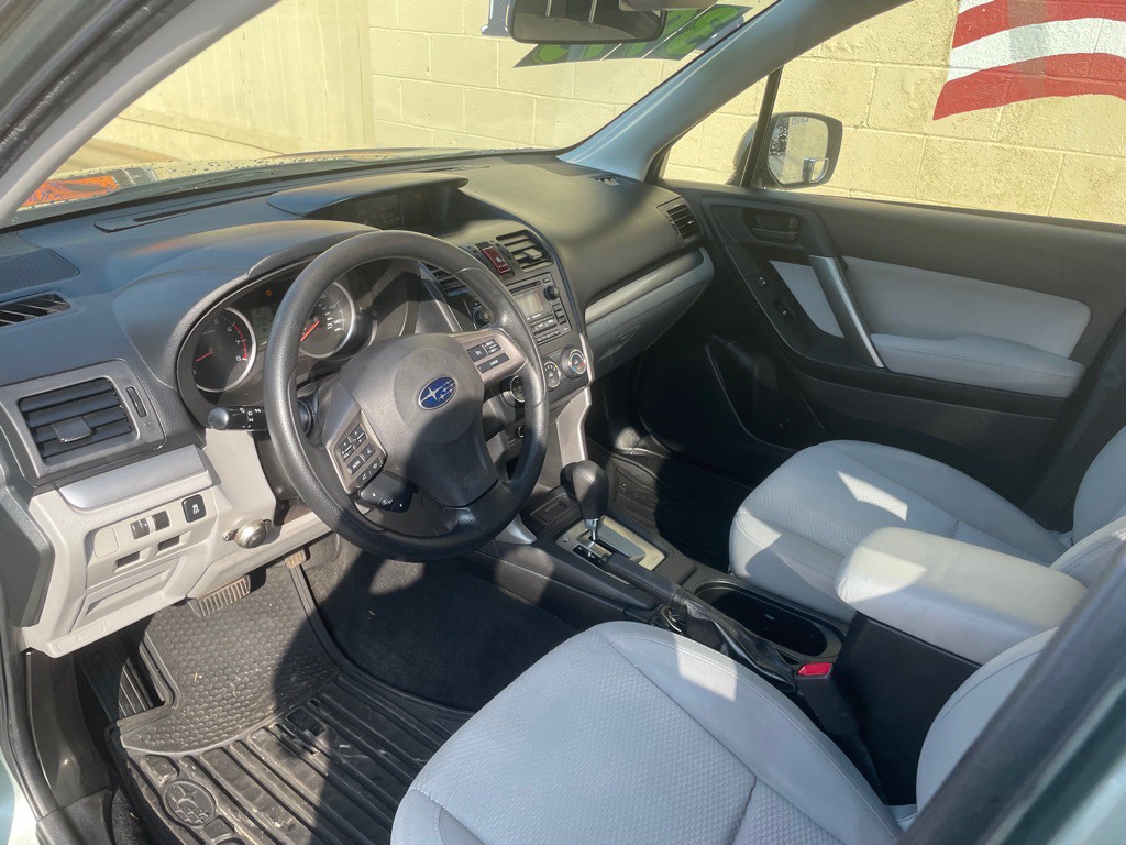 2014 Subaru Forester Image 10