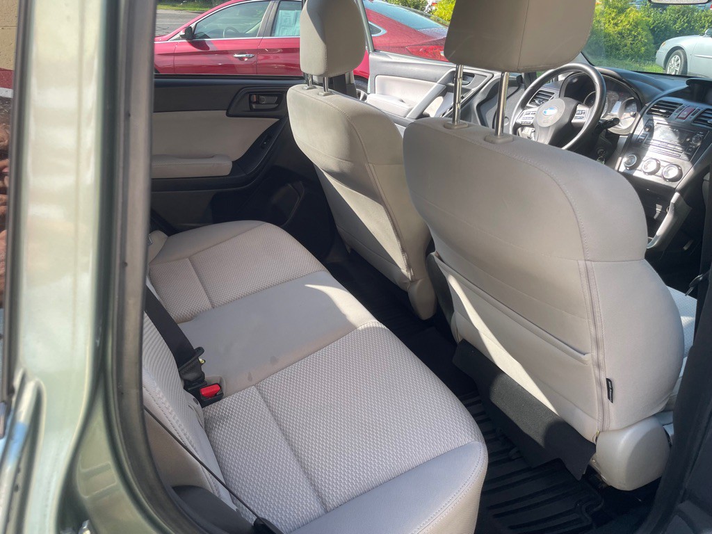 2014 Subaru Forester Image 13