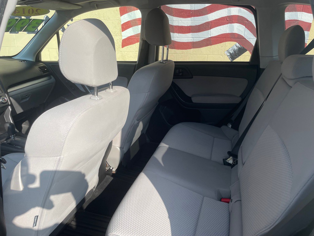 2014 Subaru Forester Image 14