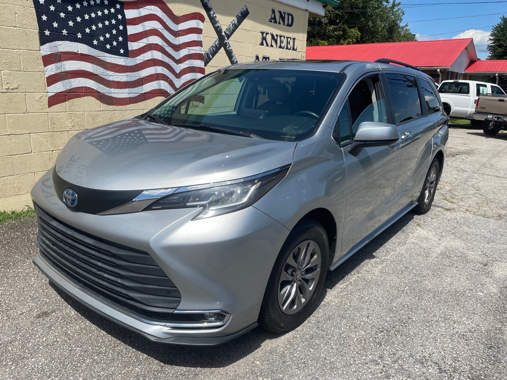 2021 Toyota Sienna Image 4