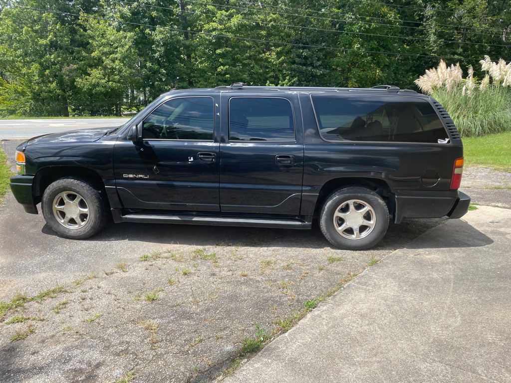 2003 GMC Yukon Image 5