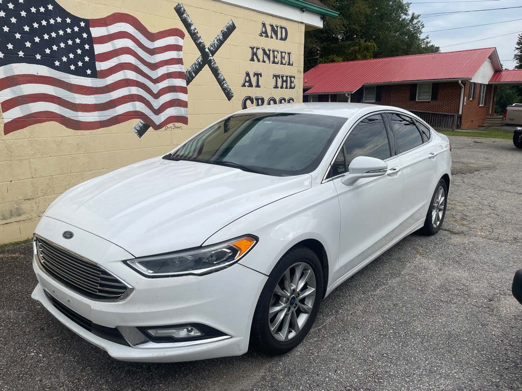2017 Ford Fusion Image 4
