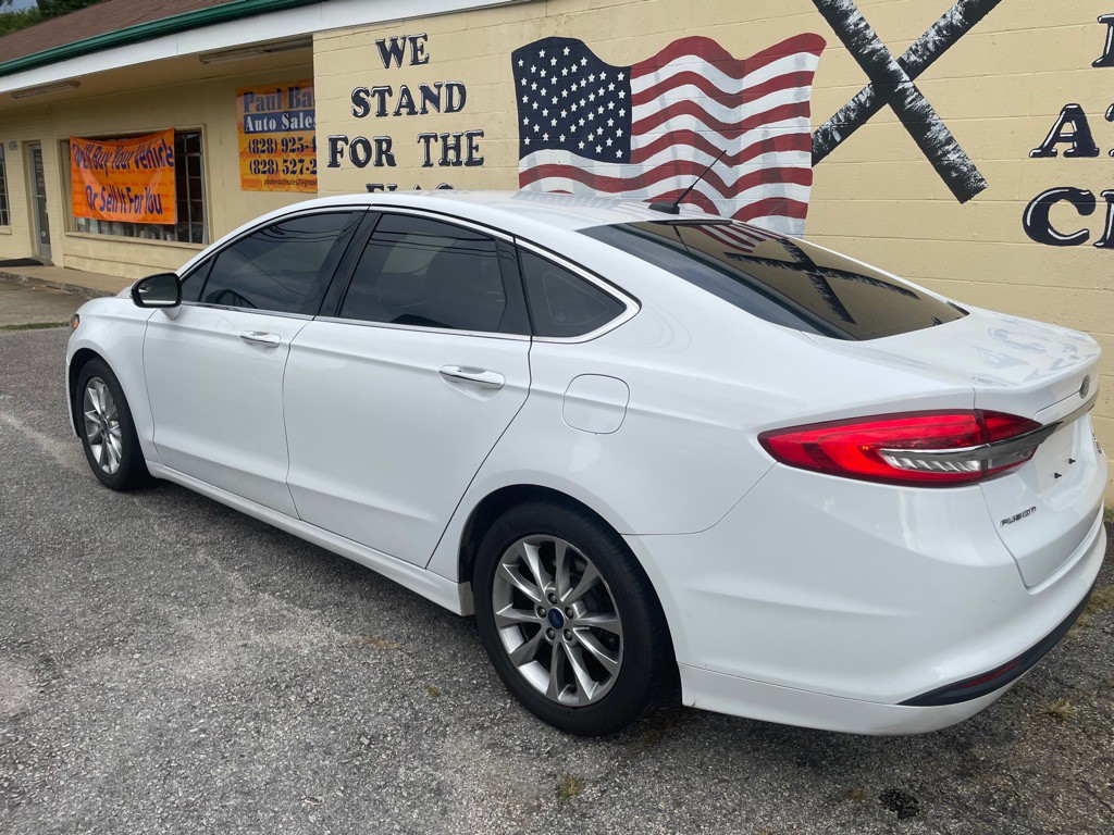 2017 Ford Fusion Image 6