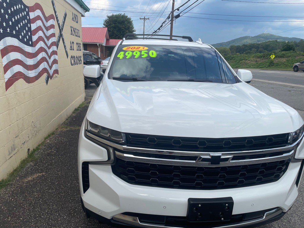 2023 Chevrolet Tahoe Image 2