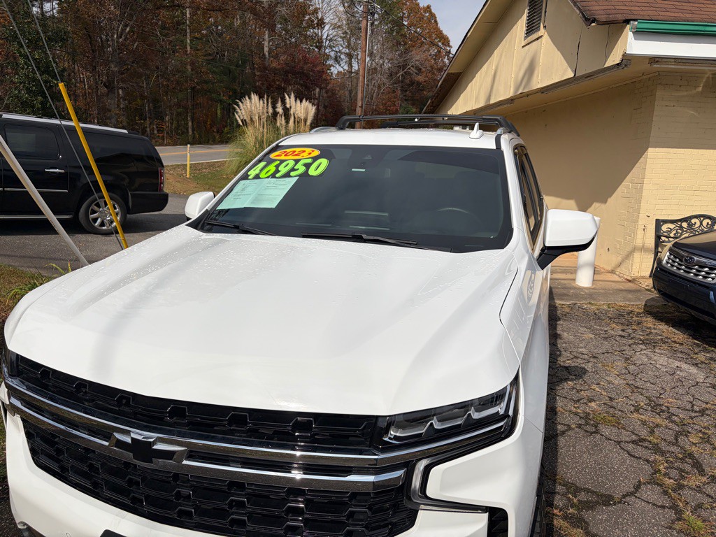 2023 Chevrolet Tahoe Image 3