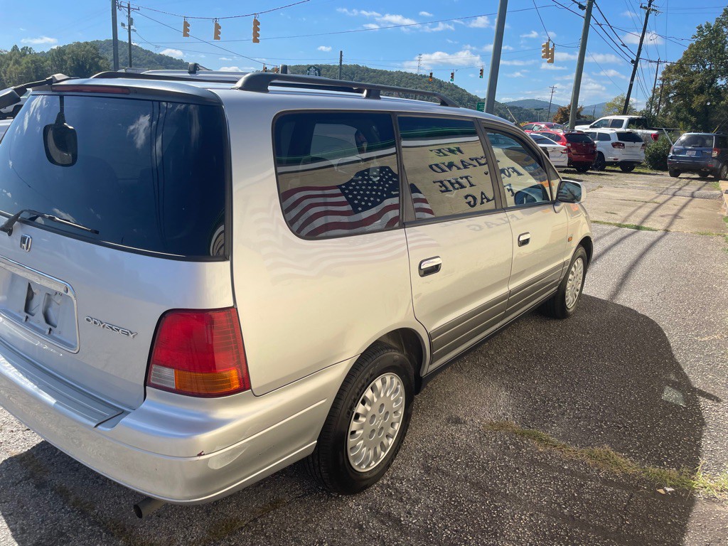 1997 Honda Odyssey Image 4