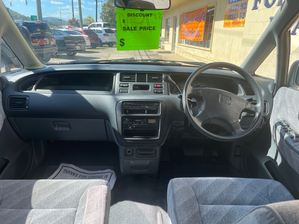 1997 Honda Odyssey Image 10