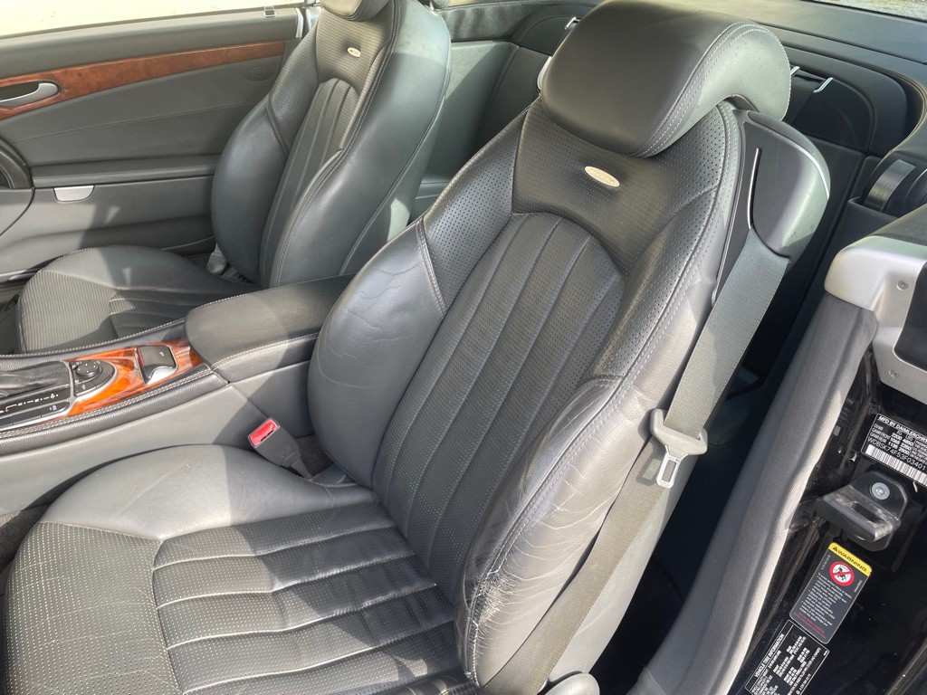 2003 Mercedes-Benz SL-Class Image 11