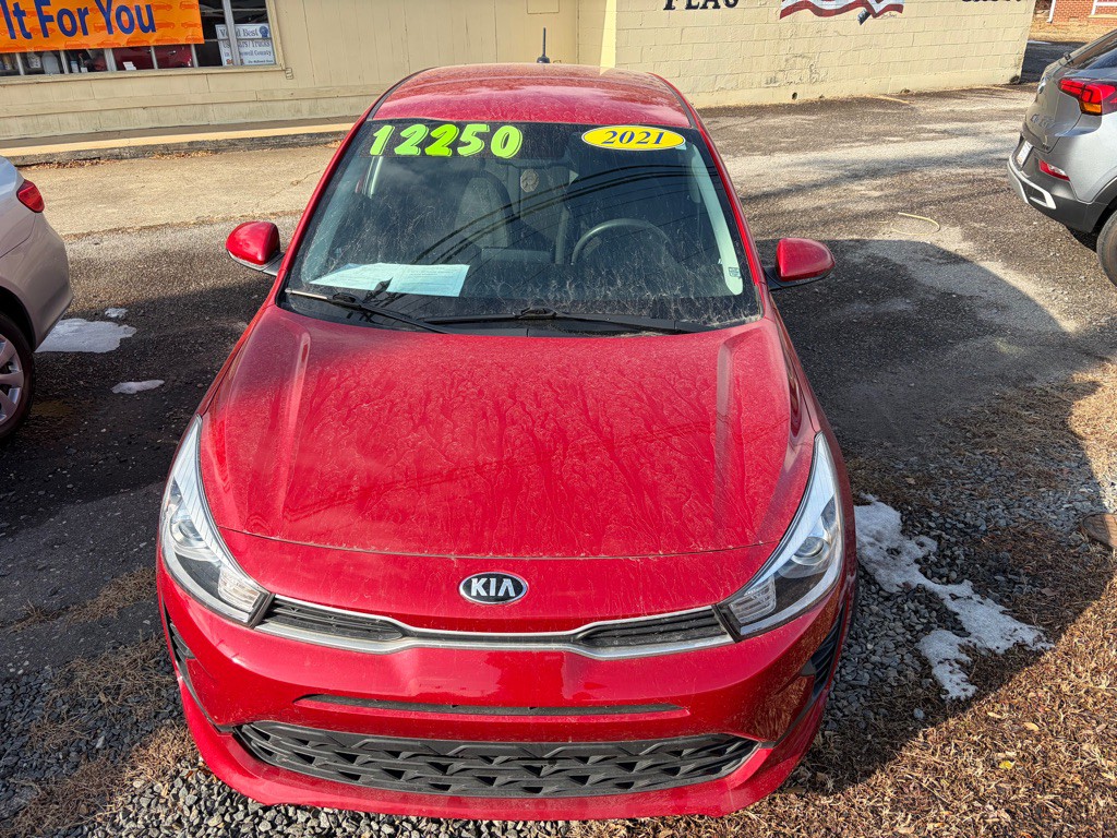 2021 Kia Rio Image 2