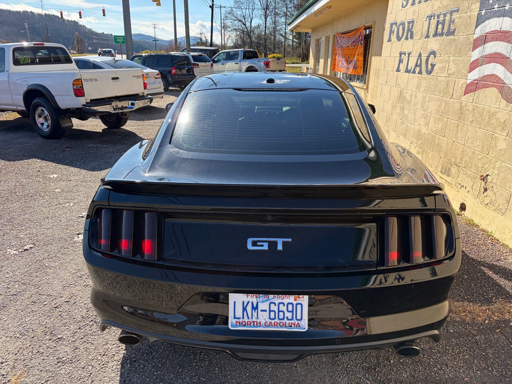 2015 Ford Mustang Image 9