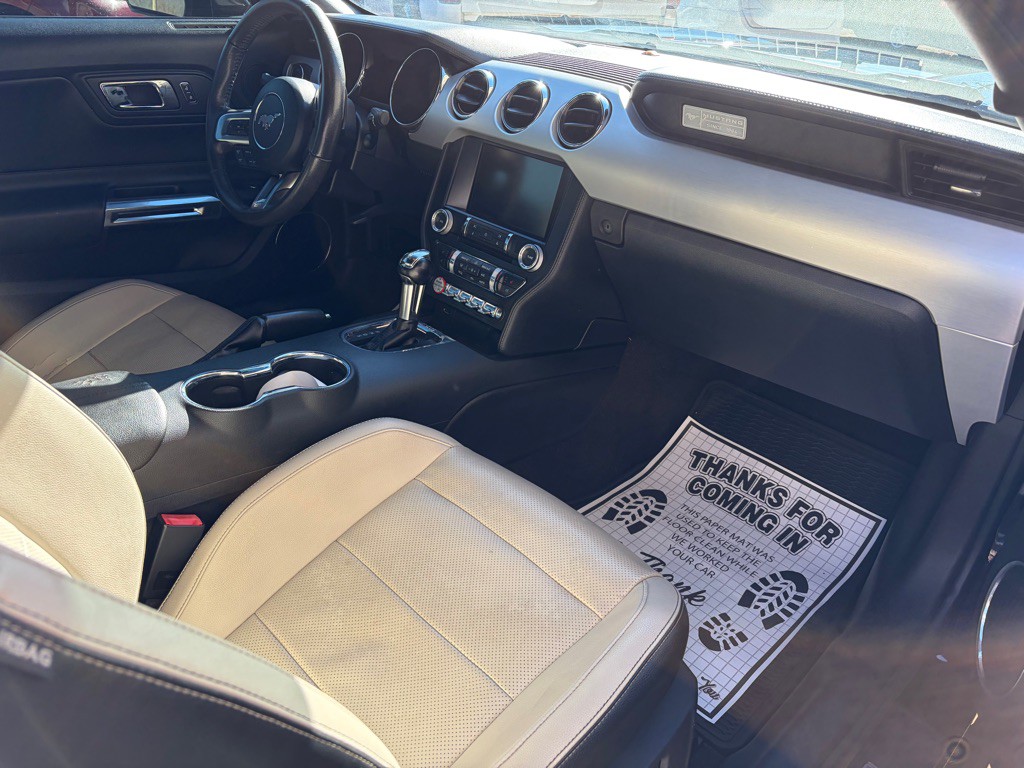 2015 Ford Mustang Image 11