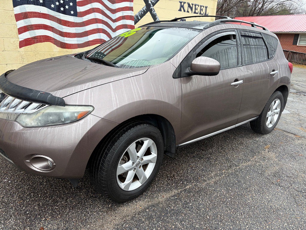 2010 Nissan Murano Image 2