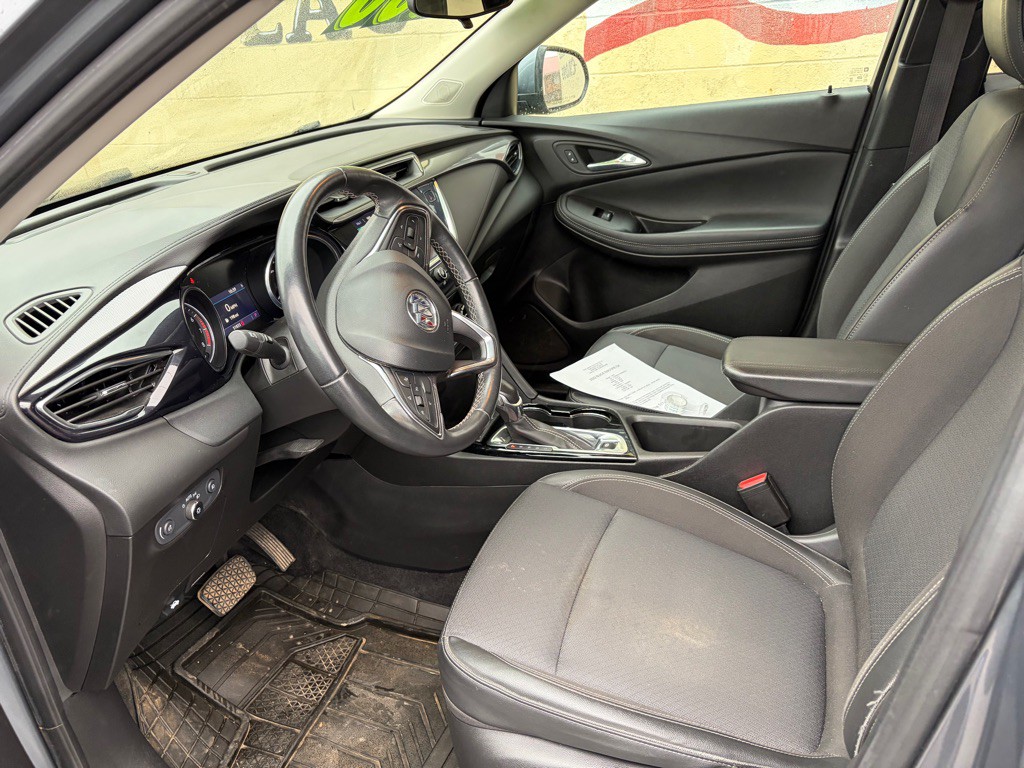 2022 Buick Enclave Image 9