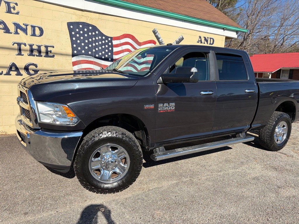 2015 RAM 2500 Image 4