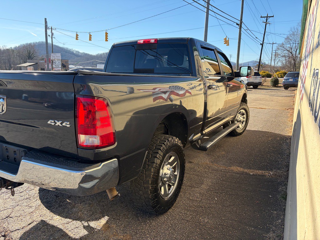 2015 RAM 2500 Image 7