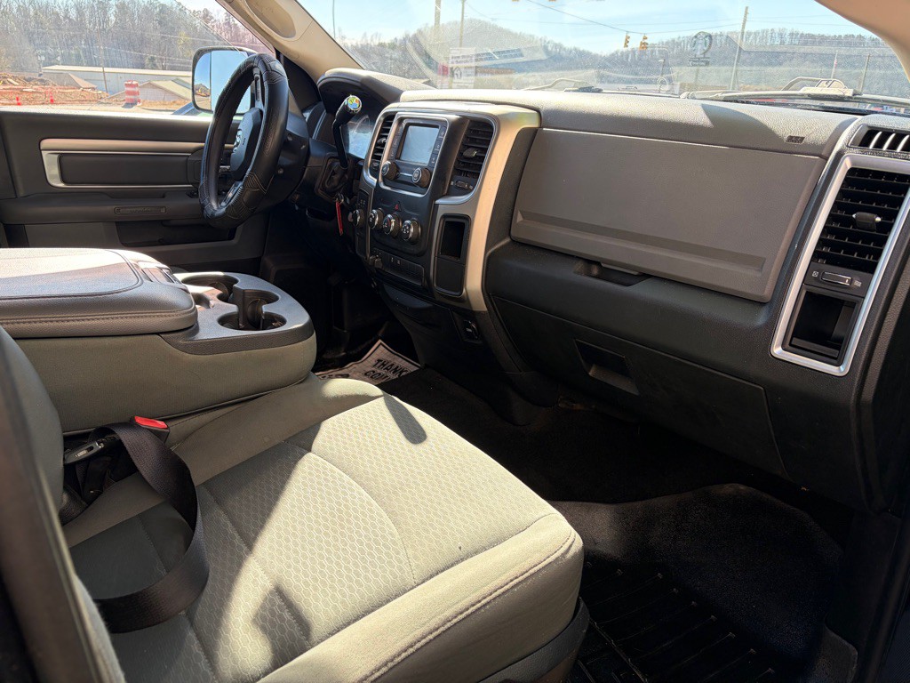2015 RAM 2500 Image 12