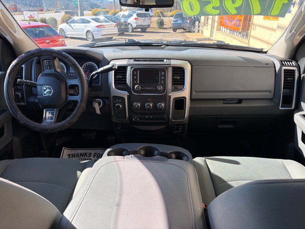 2015 RAM 2500 Image 10